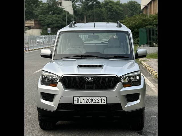 Used 2016 Mahindra Scorpio in Delhi