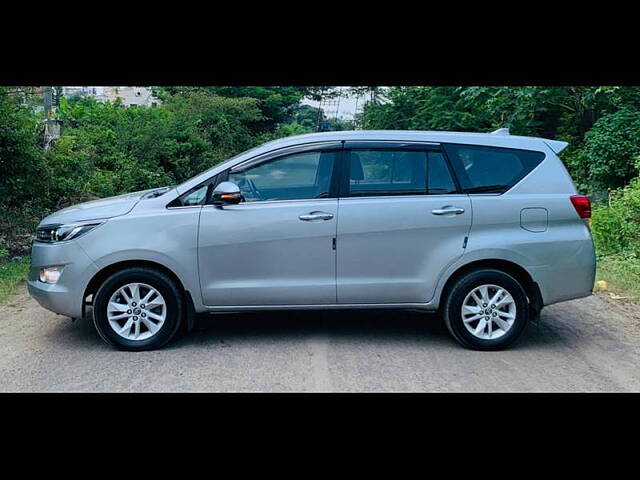 Used Toyota Innova Crysta [2016-2020] 2.4 V Diesel in Nashik