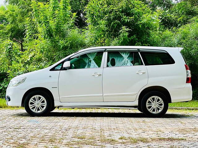 Used Toyota Innova [2015-2016] 2.5 GX BS III 8 STR in Ahmedabad