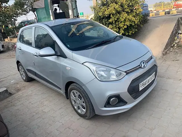 Second Hand Hyundai Grand i10 [2013-2017] Magna 1.1 CRDi [2016-2017] in Mohali