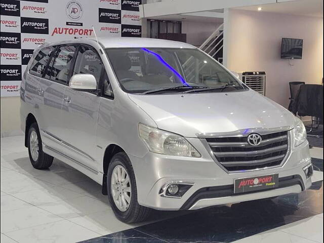 Used Toyota Innova [2013-2014] 2.5 VX 7 STR BS-III in Bangalore