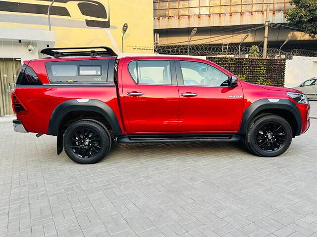 Used Toyota Hilux High 4X4 AT in Delhi