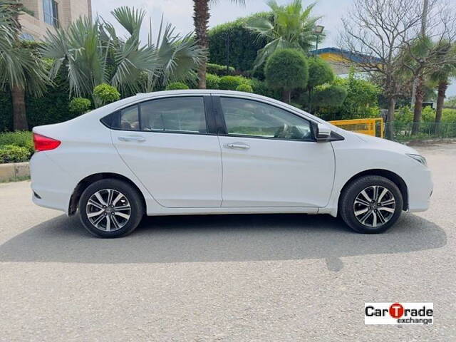 Used Honda City 4th Generation V Petrol [2017-2019] in Delhi