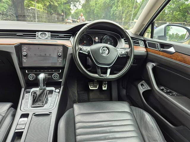 Used Volkswagen Passat Highline in Mumbai