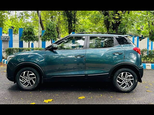 Used Mahindra XUV300 [2019-2024] W8 (O) 1.2 Petrol [2019] in Kolkata