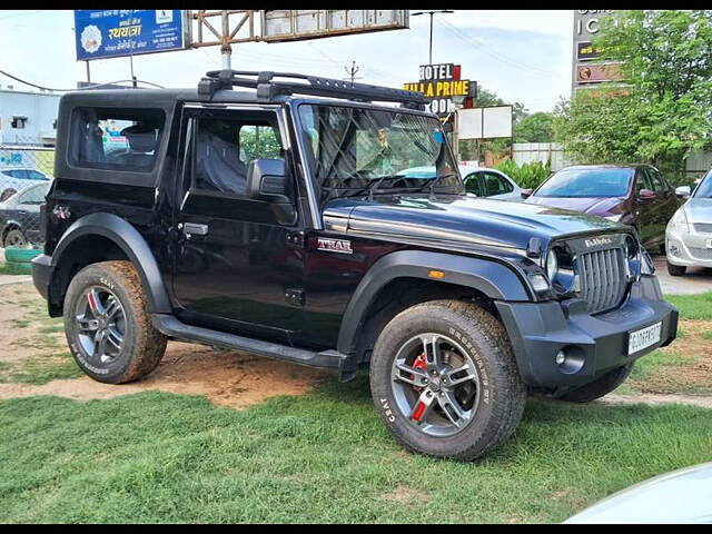 Used Mahindra Thar LX Convertible Diesel AT in Vadodara