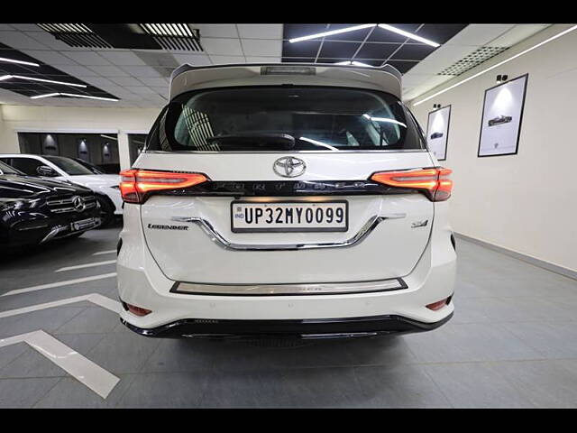 Used Toyota Fortuner Legender 2.8 4X4 AT in Delhi