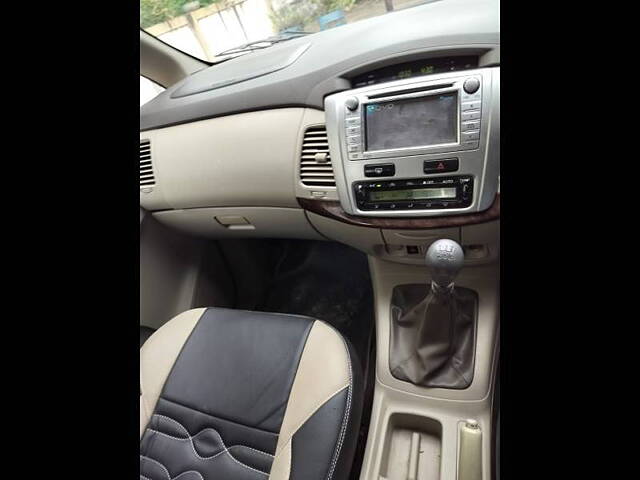 Used Toyota Innova [2009-2012] 2.0 VX 8 STR in Vadodara