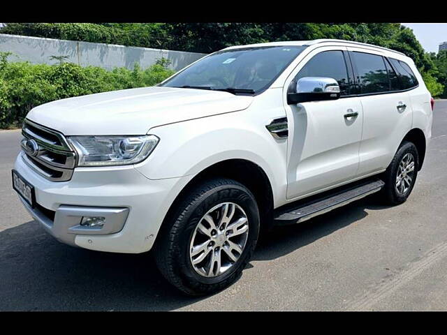 Used Ford Endeavour [2016-2019] Titanium 3.2 4x4 AT in Ahmedabad