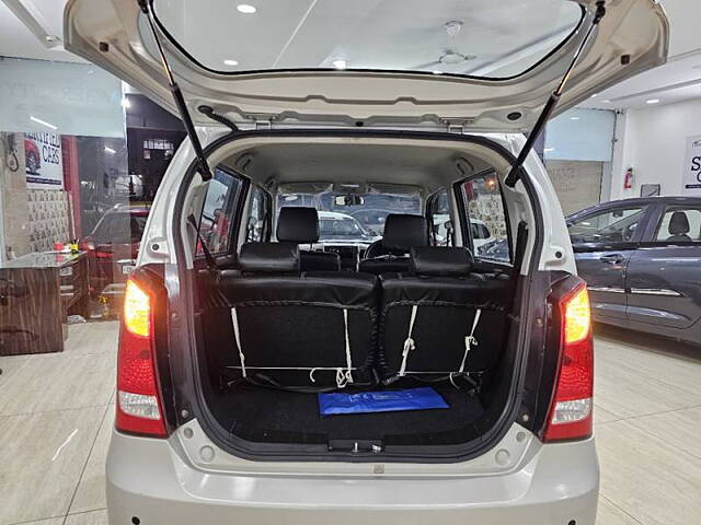 Used Maruti Suzuki Wagon R 1.0 [2014-2019] LXI ABS in Delhi