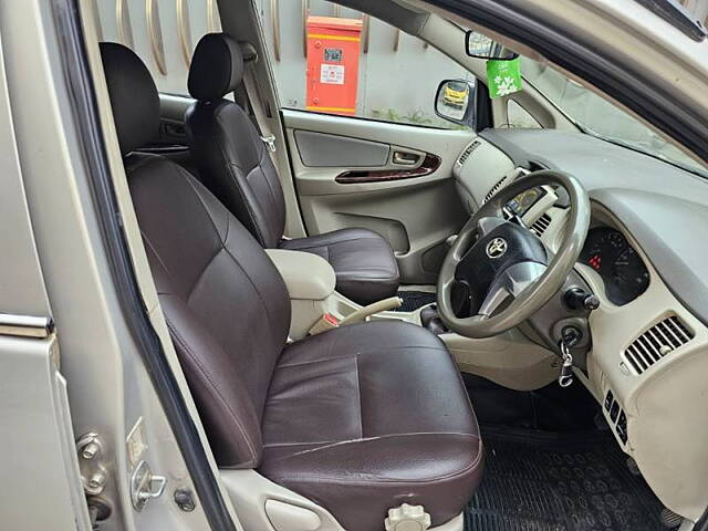 Used Toyota Innova [2012-2013] 2.5 G 8 STR BS-IV in Mumbai