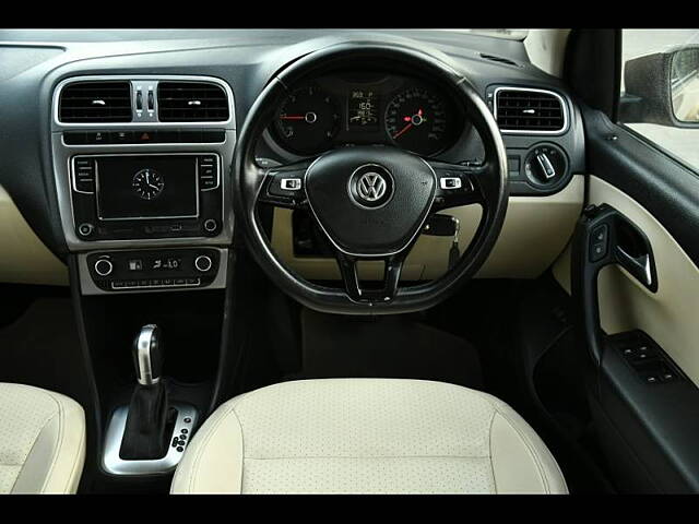 Used Volkswagen Vento [2015-2019] Highline Plus 1.5 AT (D) 16 Alloy in Kolkata