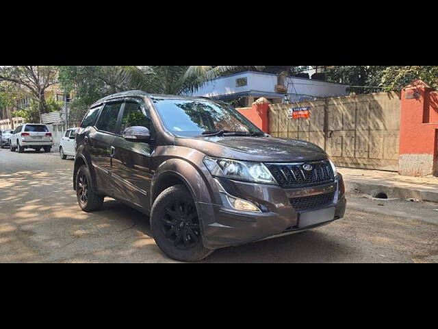 Used 2017 Mahindra XUV500 in Mumbai