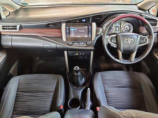 Used Toyota Innova Crysta [2016-2020] 2.4 V Diesel in Mumbai