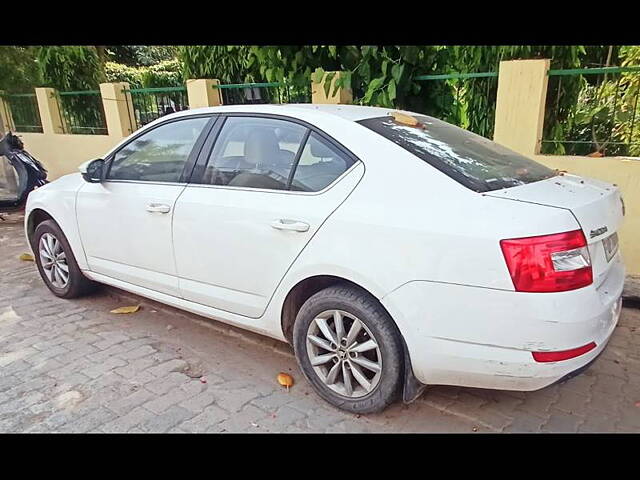 Used Skoda Octavia [2013-2015] Ambition 2.0 TDI AT in Kanpur