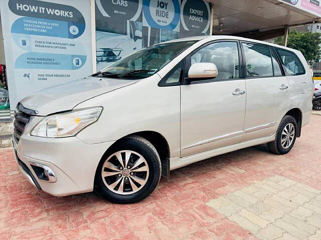 Used Toyota Innova [2013-2014] 2.5 VX 7 STR BS-III in Ahmedabad