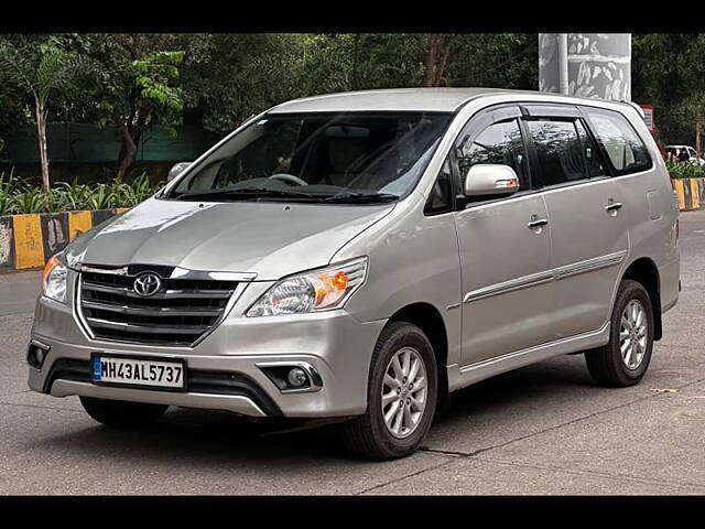 Used Toyota Innova [2005-2009] 2.5 V 7 STR in Mumbai