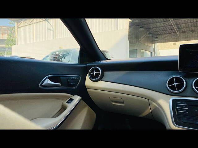 Used Mercedes-Benz CLA [2015-2016] 200 Petrol Sport in Delhi