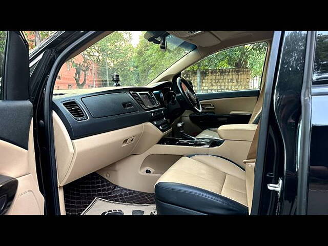 Used Kia Carnival [2020-2023] Limousine Plus 7 STR in Delhi