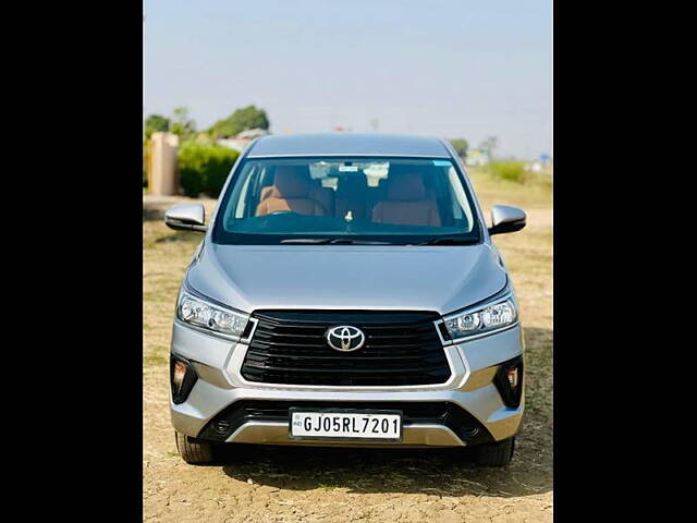 Used Toyota Innova Crysta [2016-2020] 2.4 G 8 STR [2016-2017] in Surat