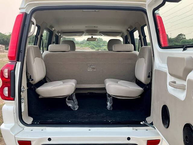 Used Mahindra Scorpio S11 MT 7S CC in Ahmedabad