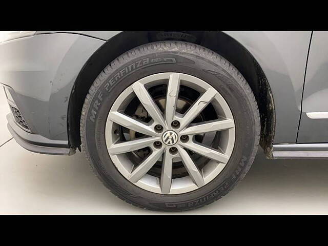 Used Volkswagen Vento [2015-2019] Highline Plus 1.2 (P) AT 16 Alloy in Chennai