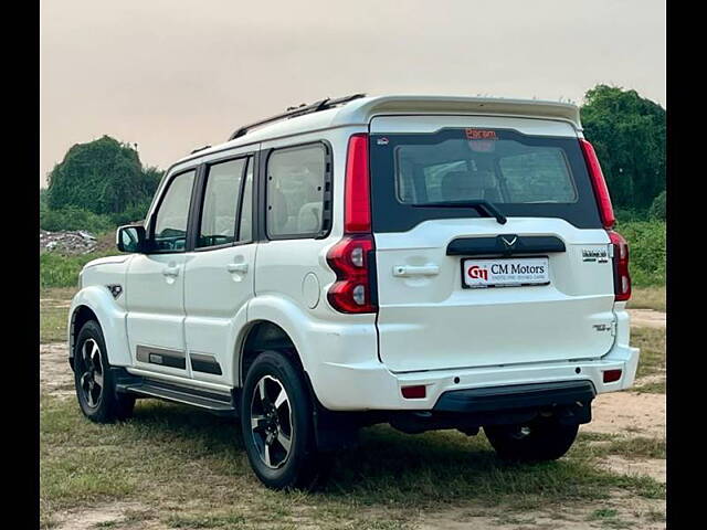 Used Mahindra Scorpio S11 MT 7S CC in Ahmedabad