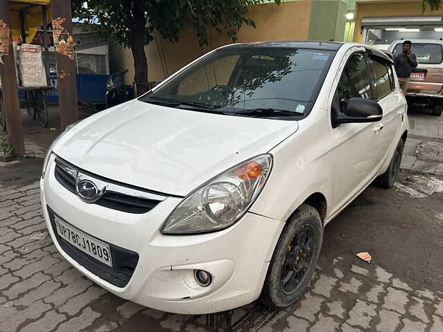 Used Hyundai i20 [2010-2012] Sportz 1.2 (O) in Kanpur