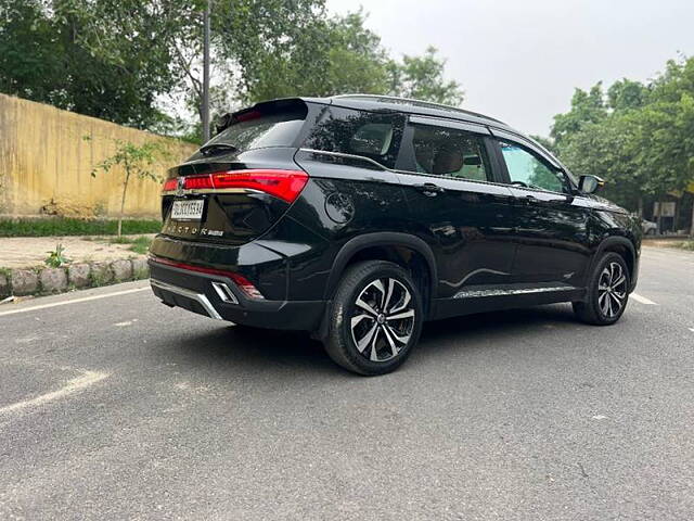 Used MG Hector Plus Sharp Pro 1.5 Turbo Petrol CVT 7 STR [2023] in Delhi