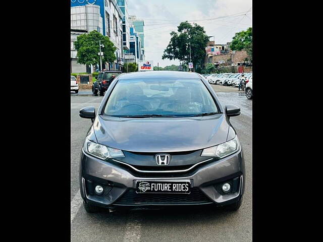 Used 2016 Honda Jazz in Delhi