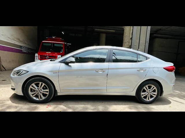 Used Hyundai Elantra SX 2.0 AT in Mumbai