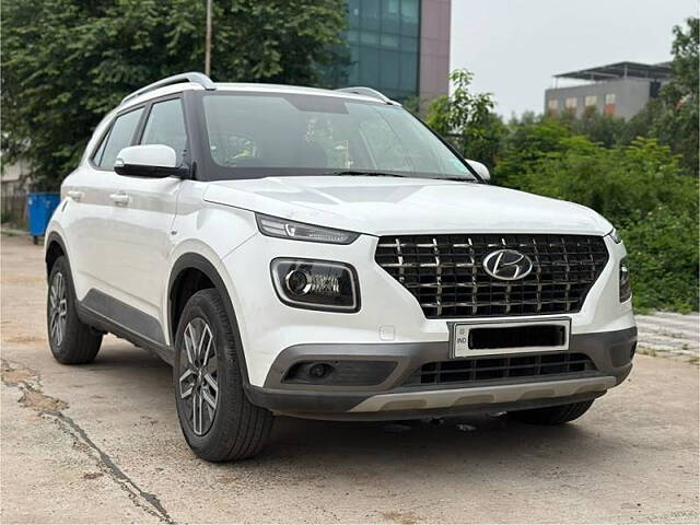 Used 2022 Hyundai Venue in Vadodara