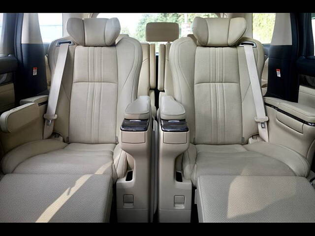 Used Toyota Vellfire VIP – Executive Lounge in Delhi