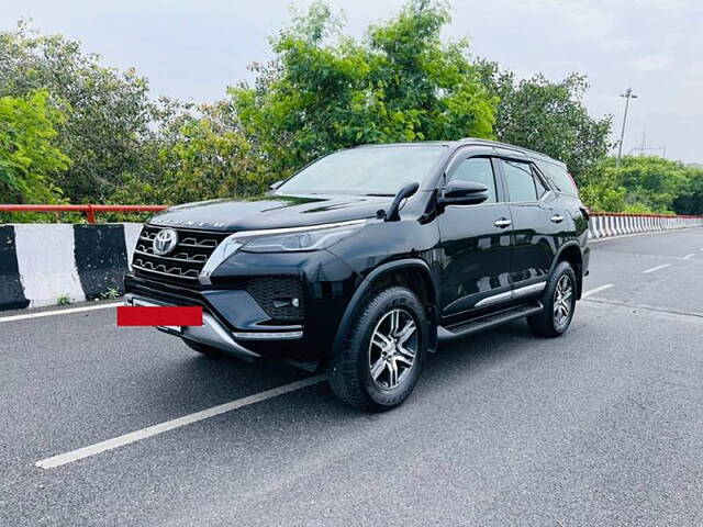 Used Toyota Fortuner 4X2 AT 2.8 Diesel in Meerut