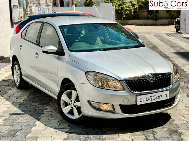 Used Skoda Rapid [2015-2016] 1.6 MPI Style Plus AT in Hyderabad