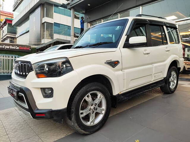 Used Mahindra Scorpio [2014-2017] S8 in Lucknow