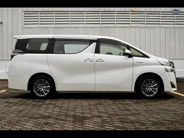 Used Toyota Vellfire [2020-2023] Hybrid in Kalamassery