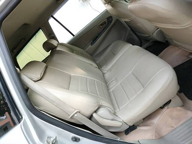 Used Toyota Innova [2012-2013] 2.5 G 8 STR BS-III in Hyderabad