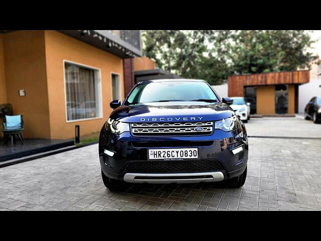 Used 2016 Land Rover Discovery in Delhi