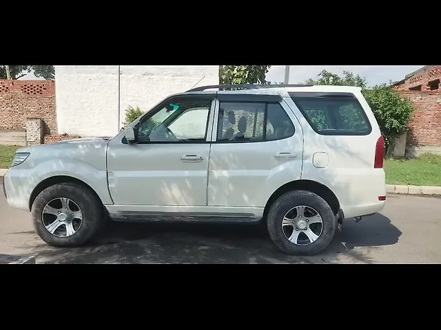 Used Tata Safari Storme [2012-2015] 2.2 LX 4x2 in Ludhiana