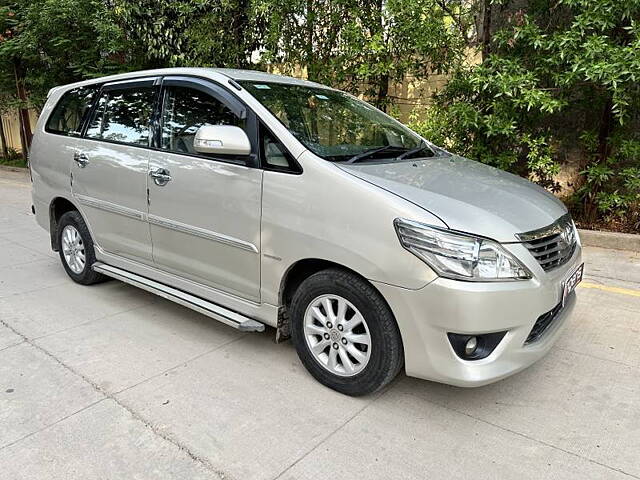 Used Toyota Innova [2005-2009] 2.5 V 7 STR in Hyderabad