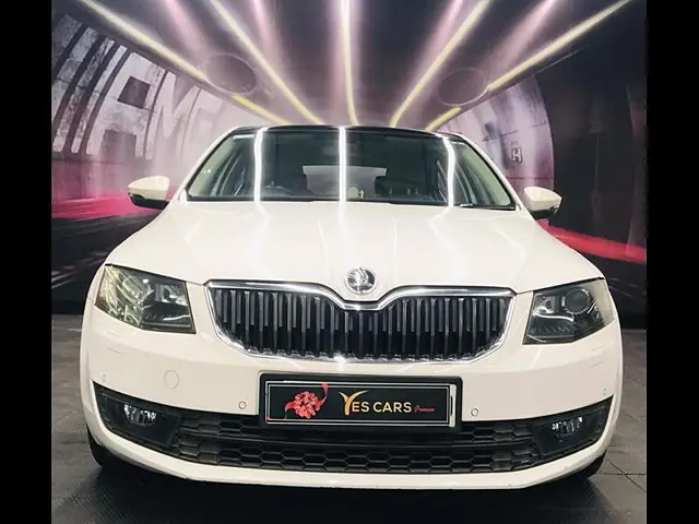 Second Hand Skoda Octavia [2013-2015] Elegance 1.8 TSI AT in Bangalore