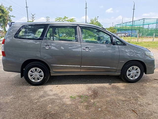 Used Toyota Innova [2013-2014] 2.5 G 8 STR BS-III in Hyderabad