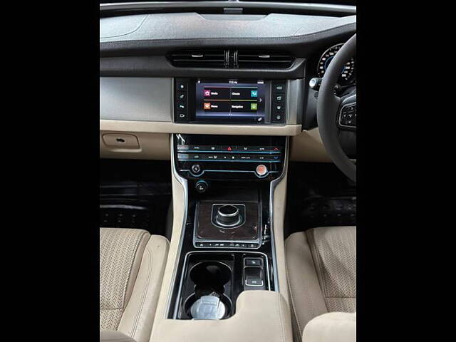 Used Jaguar XF [2013-2016] Petrol 2.0 in Ghaziabad