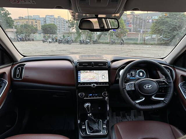 Used Hyundai Alcazar [2021-2023] Signature (O) 6 STR 1.5 Diesel AT in Ahmedabad