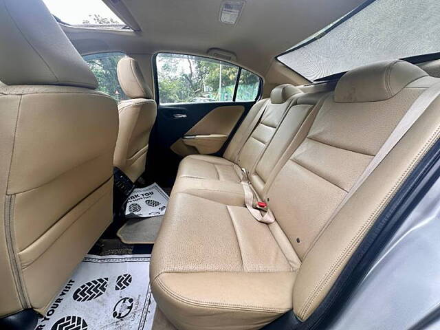 Used Honda City 4th Generation VX CVT Petrol [2017-2019] in Mumbai