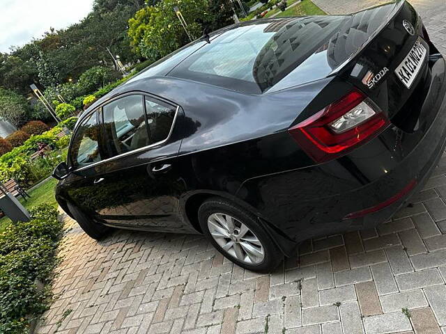 Used Skoda Octavia [2017-2021] 1.8 TSI Style Plus AT [2017] in Bangalore