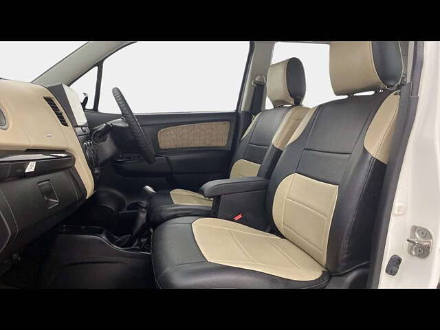 Used Maruti Suzuki Wagon R 1.0 [2014-2019] VXI in Ahmedabad