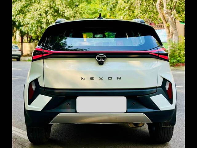 Used Tata Nexon Fearless Plus (S) 1.2 Petrol 6MT Dual Tone in Delhi