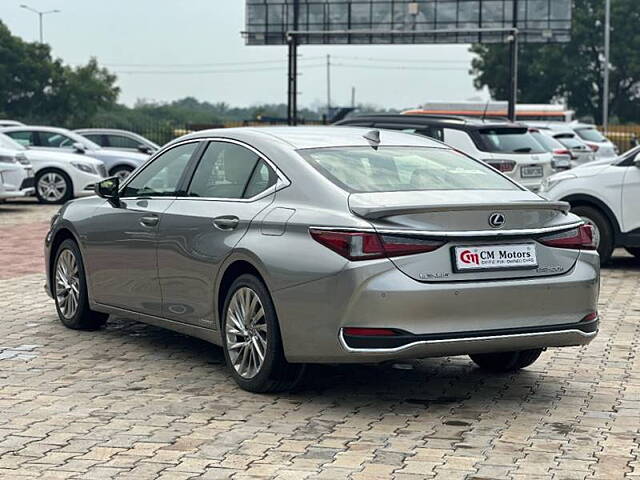 Used Lexus ES 300h Luxury [2020-2021] in Ahmedabad